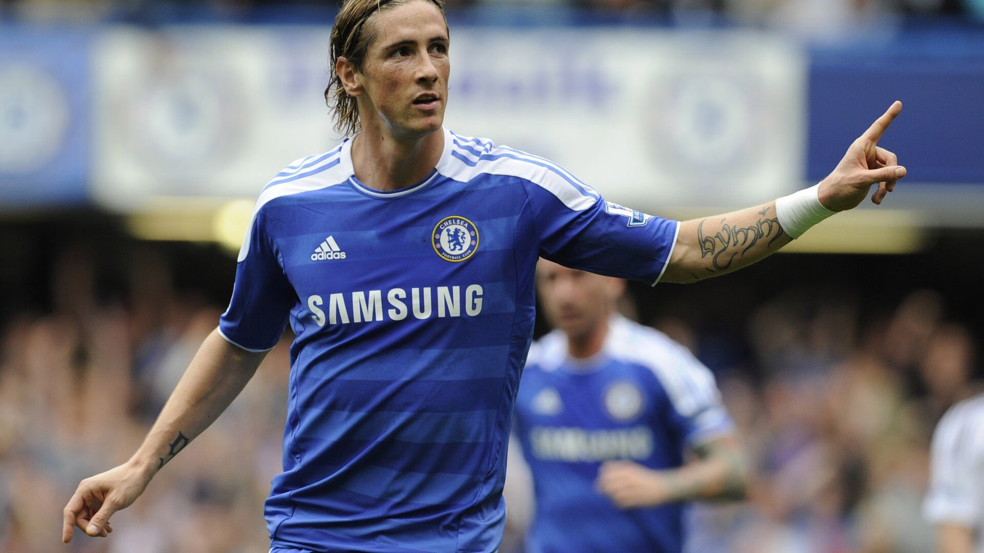 举世瞩目的欧冠“超级对决”回顾,欧冠决赛和超级碗